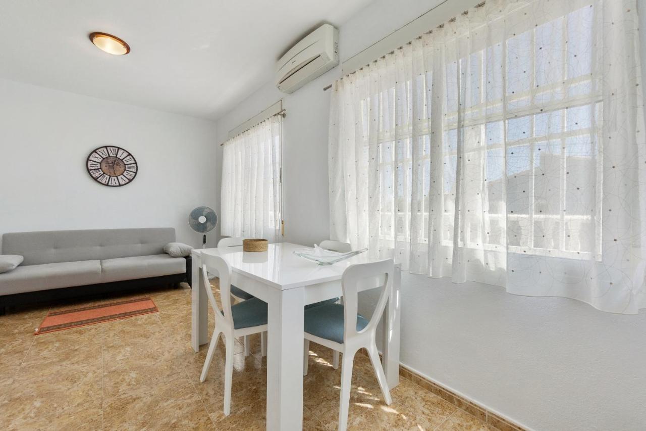 He La Florida Apartment โอริอุเอลา ภายนอก รูปภาพ